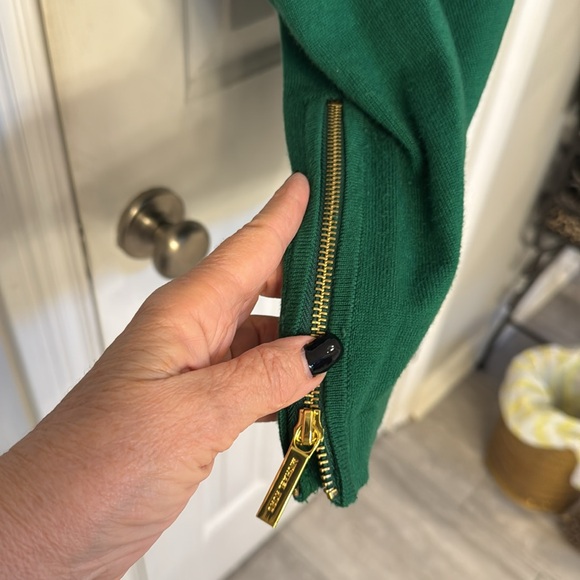 Michael Kors Black & Green Sweater Dress w/ Gold Side Zippers - Picture 4 of 10